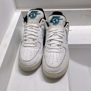 Nike airforces worldwide, size 12, whit with some Color